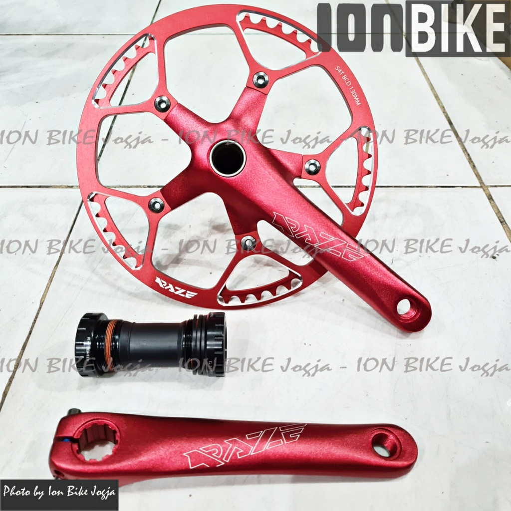 Crankset Raze Pro 56T Red Hollowtech 2 BB HT2 Crank 56 T Single Seli