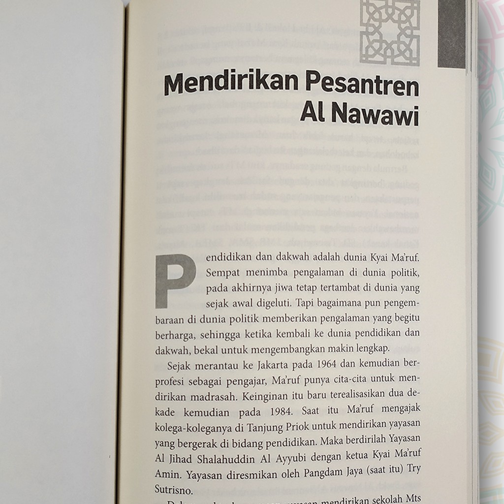 BUKU KISAH KH MA'ARUF AMIN - PENGGERAK UMAT PENGAYOM BANGSA-3