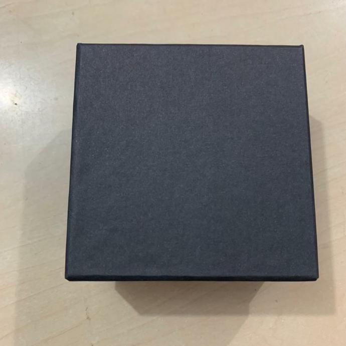 

Monggo] Kotak Kado Gift Box Medan Polos Ukuran 25Cm X 25Cm X 8Cm - 22 X 22 X 8Cm