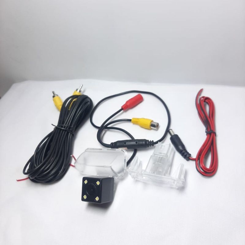 kamera mundur mobil oem innova reborn