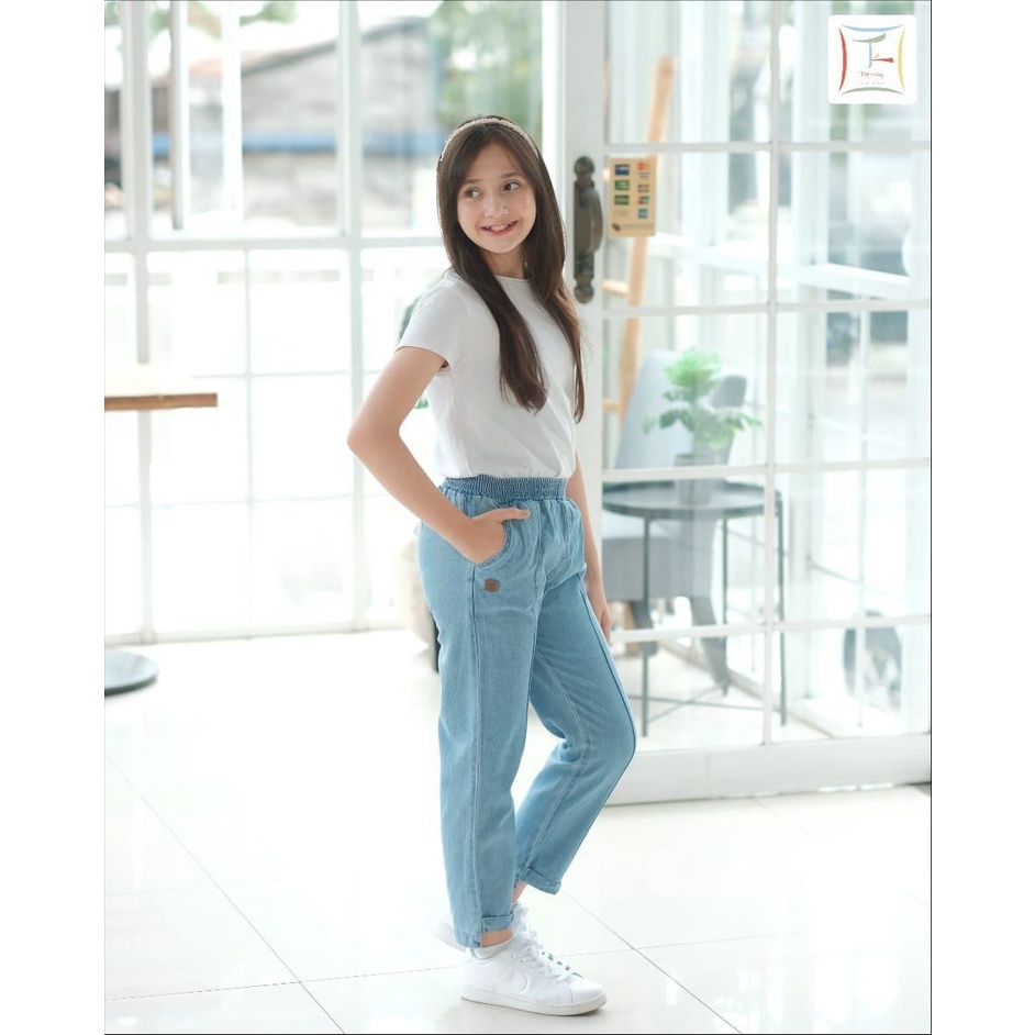 Liza Dan Rubby Jeans Anak Perempuan size 8-10th bahan Jeans 6oz By Teekay Series