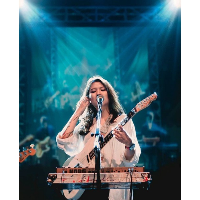 Poster Danilla Riyadi Poster Dinding Poster Aesthetic Poster Kamar Poster Hiasan Poster Terbaru