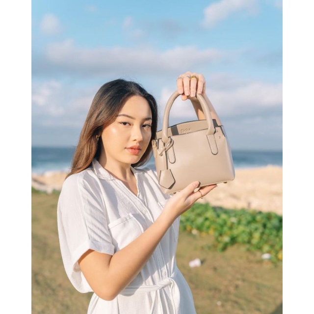 (Free Gift menarik+DustBag) Sling Bag Flicka Kode W71 Khaki