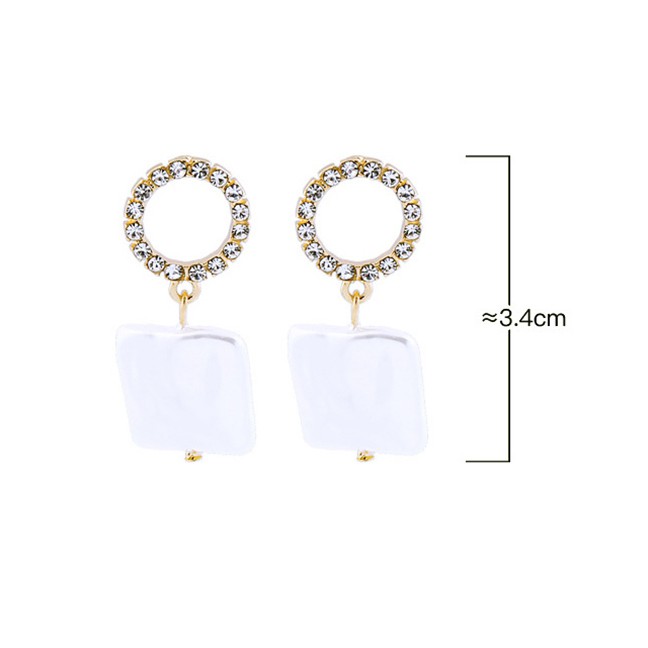 LRC Anting Tusuk Fashion Gold S925 Silver Pin Ring With Diamonds Square Pearl Earrings D03292