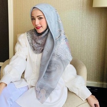 Radwah Original - PREMIUM SCARF CALANDA - Hijab Segiempat - Hijab Voal - Hijab Voal Printing - Scarf