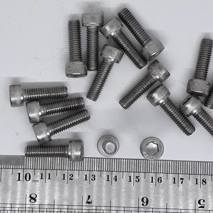 BAUT L M6X20 STAINLESS M6 X 20 SS SUS 304 KUNCI L5 BAUT 10 PANJANG 2CM 2 CM HEAD SOCKET SCREW 20MM