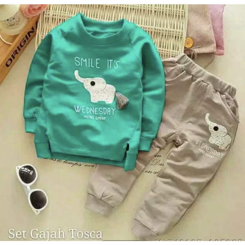 SETELAN SWEATER GAJAH PILIH WARNA 1-5 TAHUN