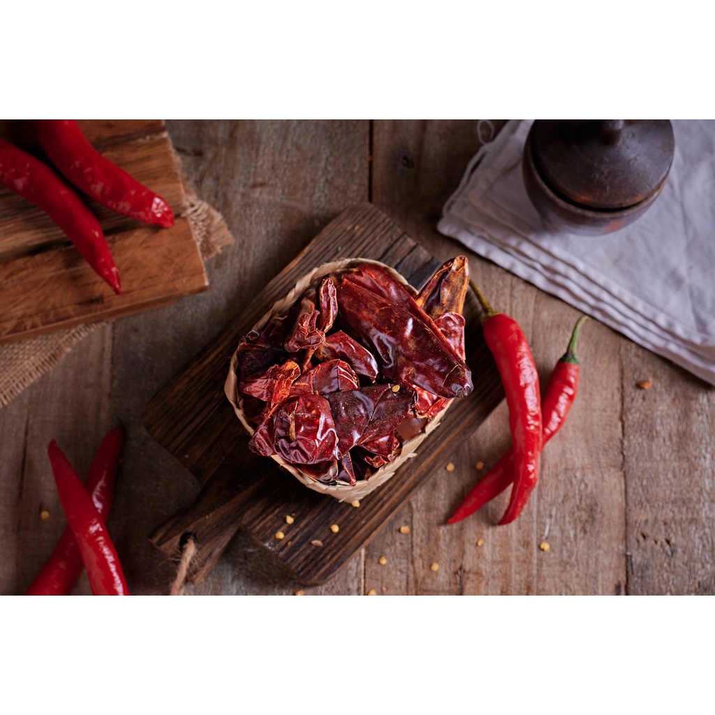 

SpiceMate- Cabe Besar Kering Murni / Red Chilli Dry / Cabe Besar Kering Premium Quality Tanpa Campuran 250gr