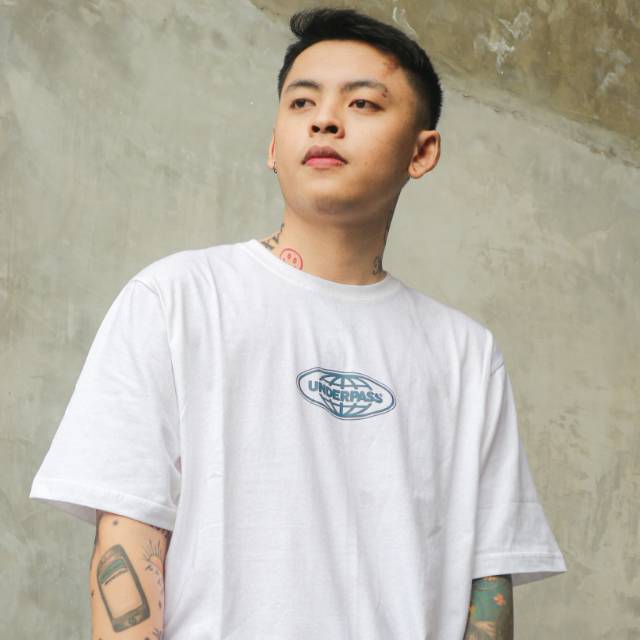 Underpass T-shirt white world