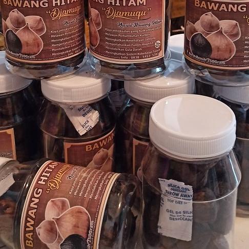 

⇪ Bawang Tunggal Lanang Hitam Black Garlic 150 Gram ピ