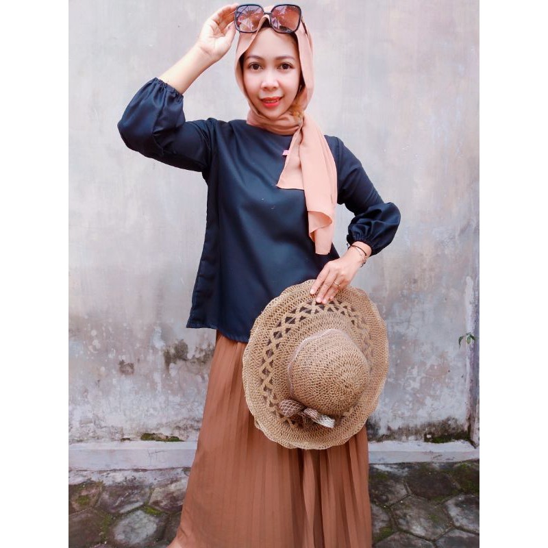 Aira Blouse lengan balon / baju wanita / blouse Hitam /blouse putih