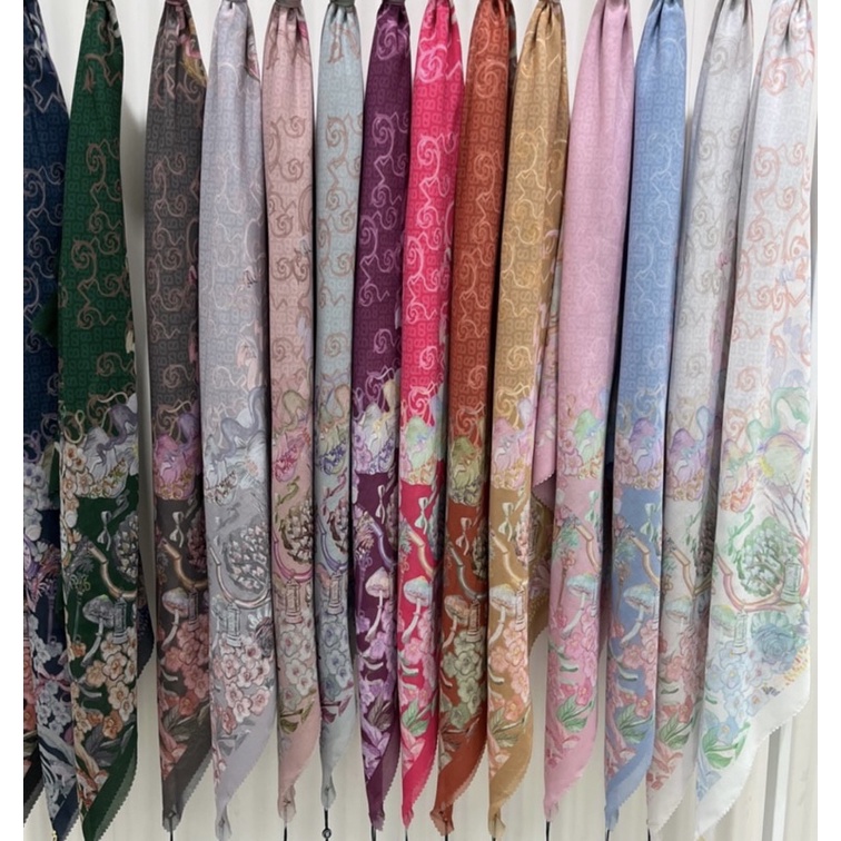 buttonscarves alice in wonderland mint