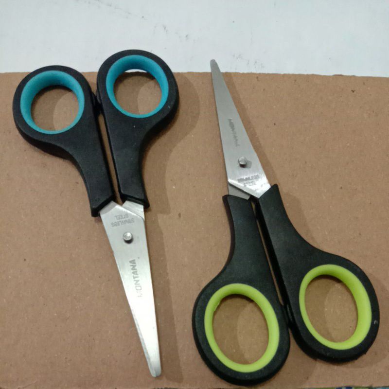 

GUNTING TAJAM 12 cm warna random
