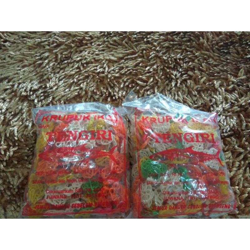 

Krupuk Mawar Tengiri Warna 250grm