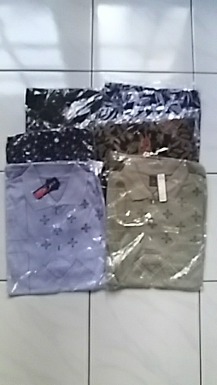 Kemeja Katun Murah Esmale - Kemeja Dewasa Murah - Kemeja Pria Murah = Kemeja Thr Batik / Abstark