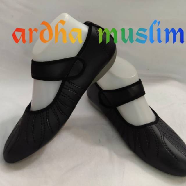 SEPATU HITAM  HAJI DAN UMROH WANITA