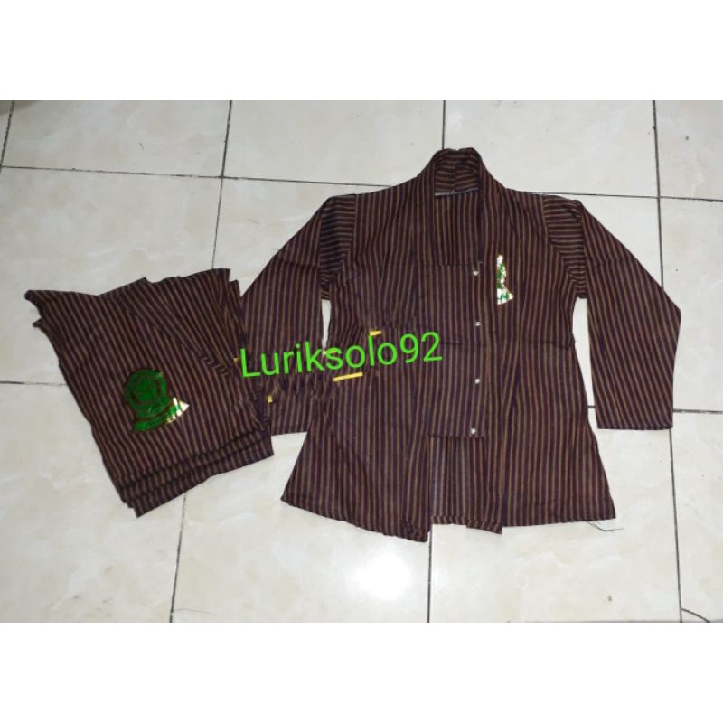 Kebaya Lurik Adat Jawa Garis Kecil Dewasa