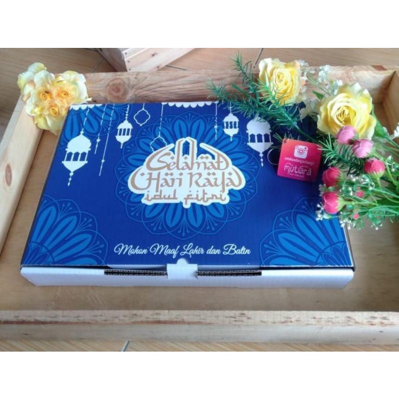 

Box 38x26x5,5 cm ( kuker Toples 250gr isi 6 ) Kardus/ Karton/Kue Kering/Hampers/idulfitri/ied