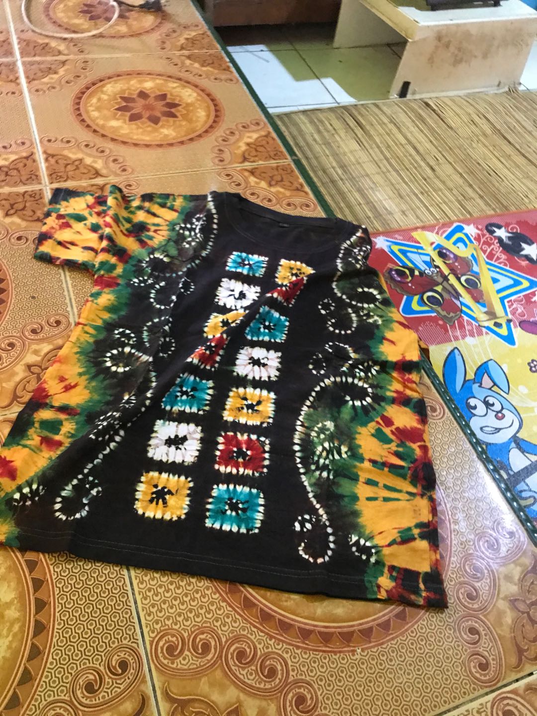 Kaos Sasirangan Lengan Pendek