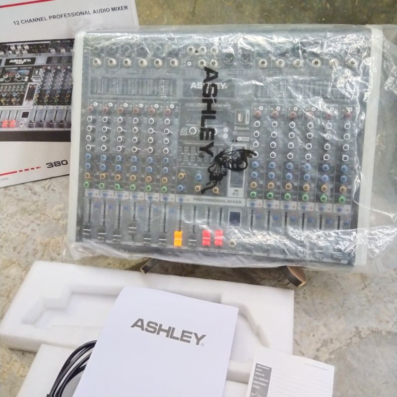 MIXER AUDIO ASHLEY RNB 12 R&B 12 CHANNEL ASHLEY RNB 12 CHANNEL