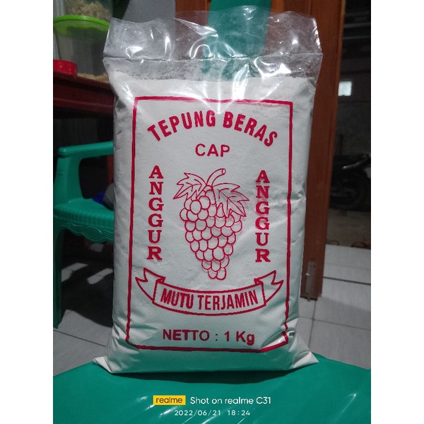 

tepung beras putih halus 100% cap anggur 250 gram