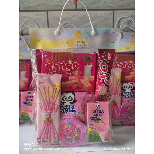 

Snack Ulang Tahun Tema Warna Pink. Souvenir Ulang Tahun