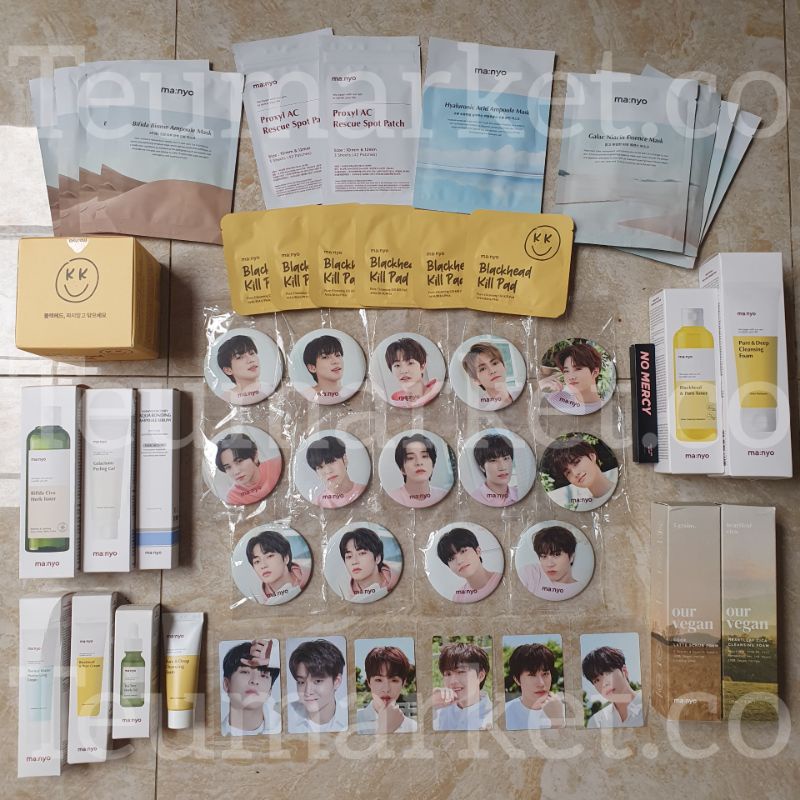 TREASURE × MANYO LOVELY DAYS LD HAND MIRROR PC Hyunsuk Jihoon Junkyu Mashiho Jaehyuk Asahi Yedam Doy