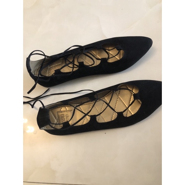 sepatu flats merek Tutu Toe