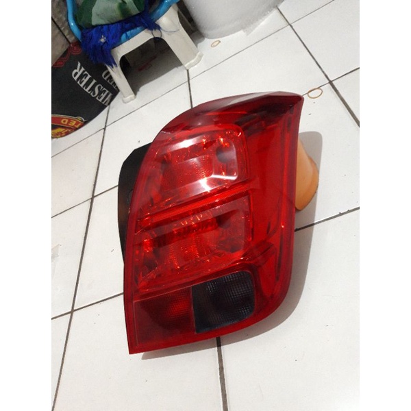Stoplamp Lampu belakang Chevrolet Trax 2016 kanan