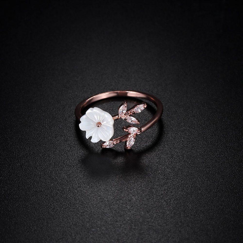 Lily Opening Ring Halus Wanita Perempuan Ukuran Dapat Disesuaikan Zircon Kristal Daun