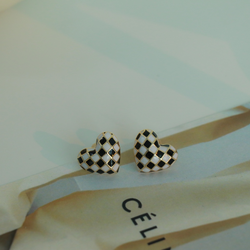 Anting stud Jarum Perak S925 Bentuk Hati Motif Papan Catur Serbaguna Gaya retro