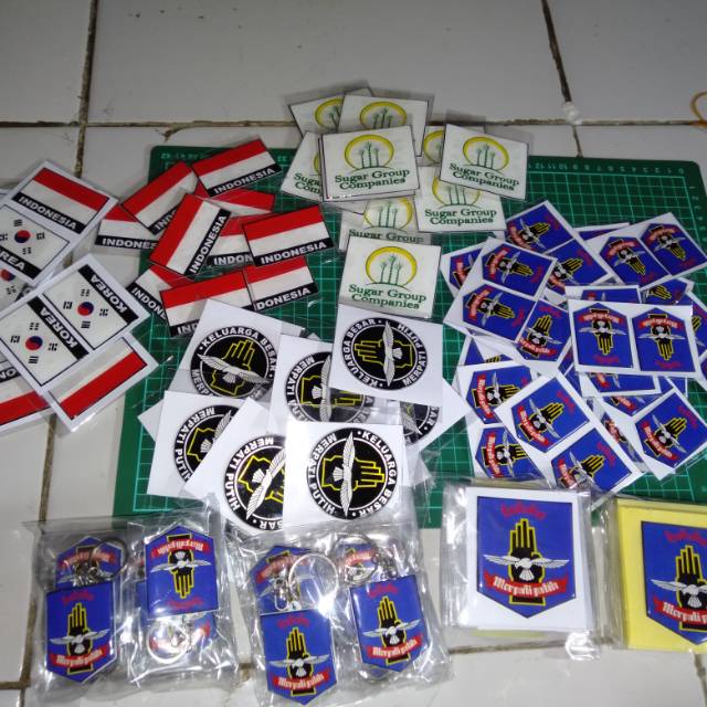 

Stiker timbul