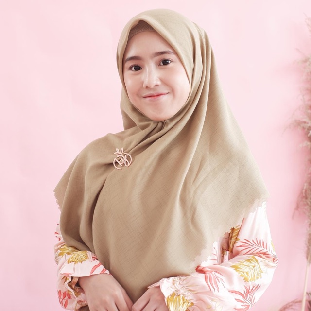 Koyu Hijab Voal Premium Cendana Laser Cutting ( pilih warna)