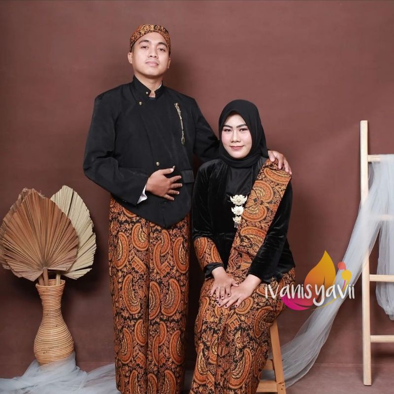 Baju Prewedding Adat Jawa - Motif Semen romo (Include Selendang Motif)