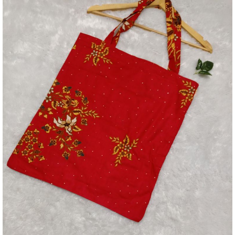 

Tas batik serbaguna red color