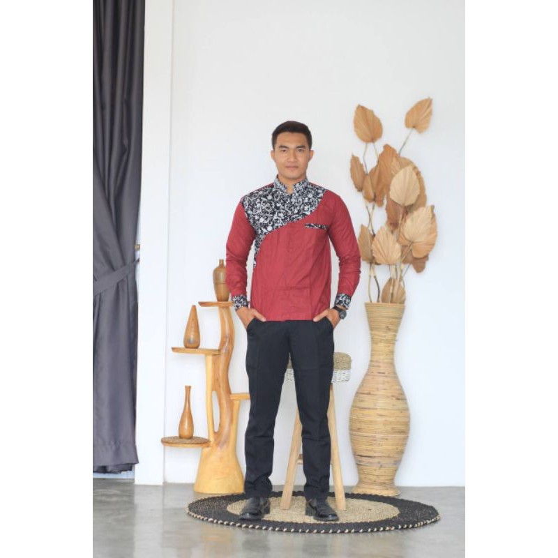 ATASAN KEMEJA BATIK PRIA COWOK LENGAN PANJANG WARNA MERAH KOMBINASI SILVER M L XL MURAH LEBARAN