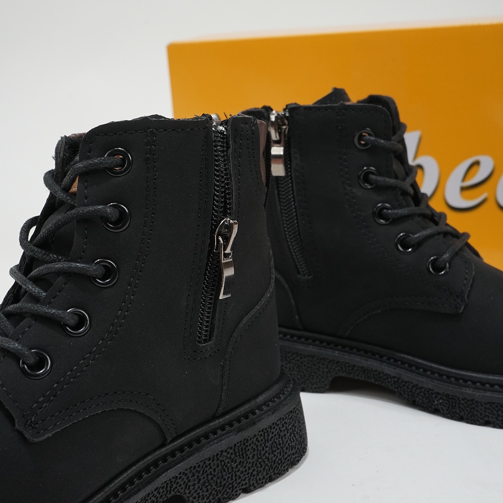 TOTOBEE HighBoots Sepatu Boots Anak Import 506