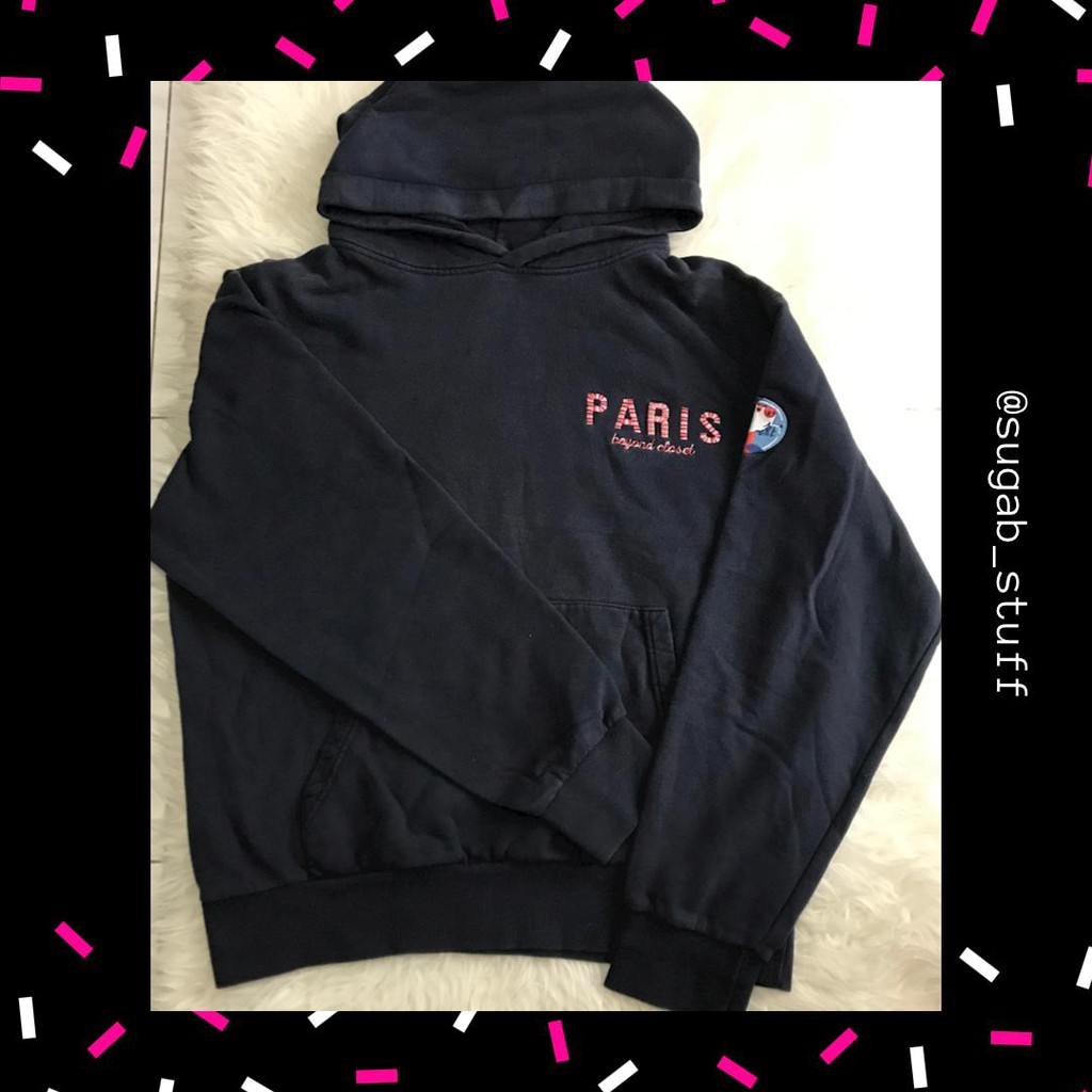 Hoodie Paris Campaign