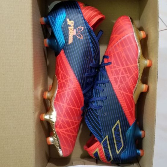 Sepatu Bola Adidas Nemeziz 19.3 Marvel