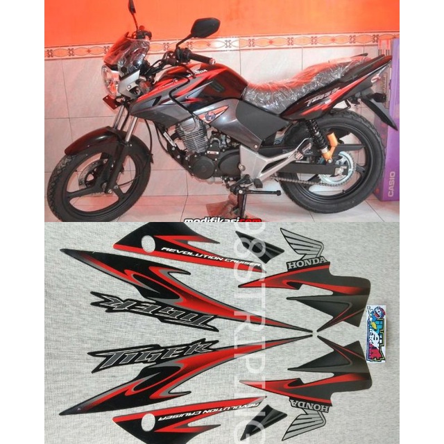 STIKER STRIPING LIS STANDAR ORI HONDA TIGER REVO MERAH HITAM TAHUN 2013