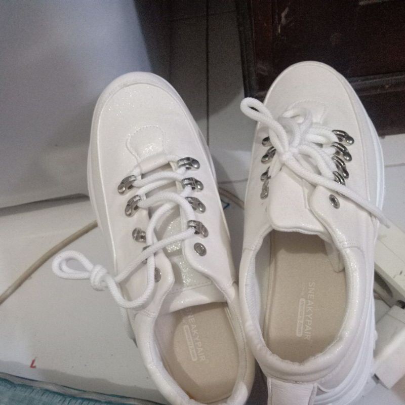 sepatu sneakypair new+kotak free 2 baku pl