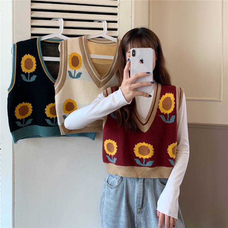 Rompi Rajut Wanita Korean Style V-neck Knit Vest Crop Top