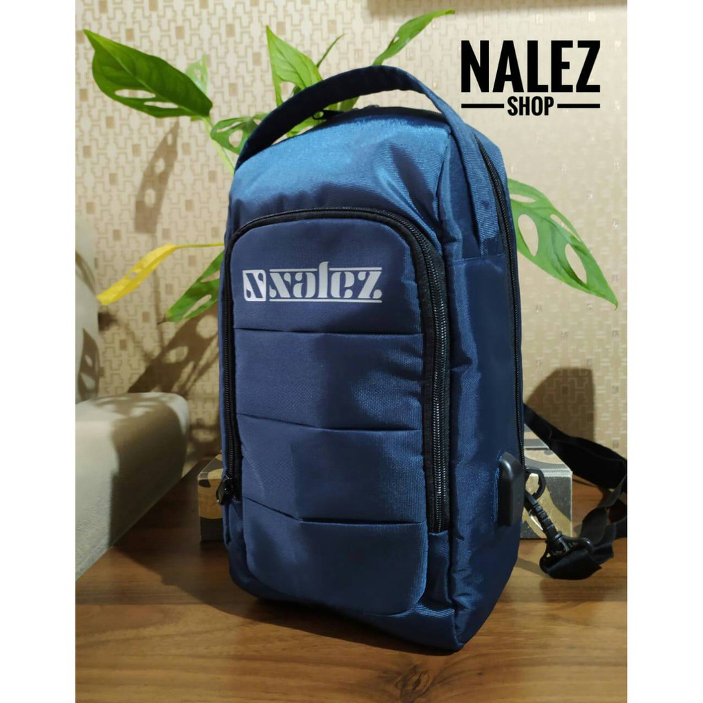 tas selempang pria usb port / tas pria USB / tas selempang pria terlaris