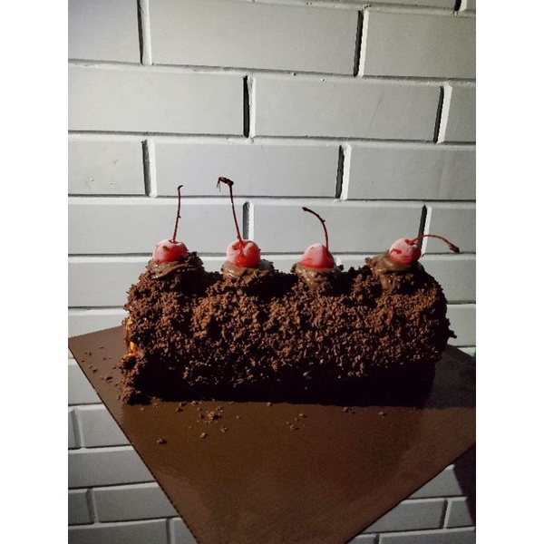 

ice ovomaltine roll cake