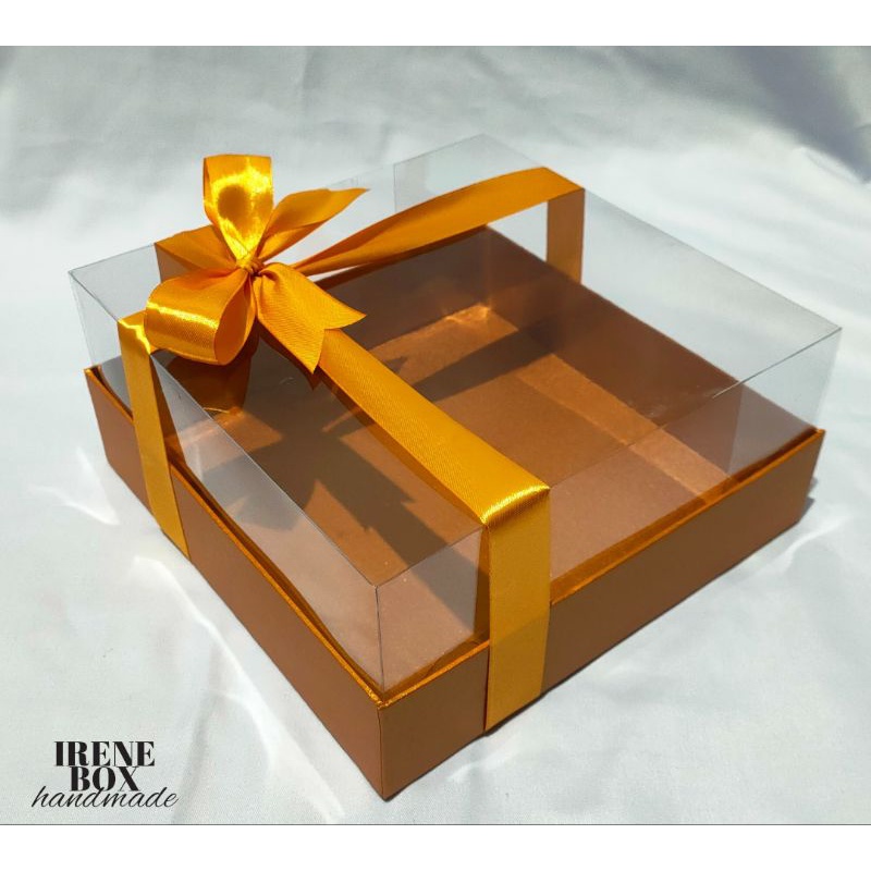 

Box Mika / Hard Box / Gift Box / Kotak Kado / Packaging / Box Hampers / Box Seserahan / Box Hantaran / Box Souvenir / 22x22x7 / 22x22x10 / 22x22x12