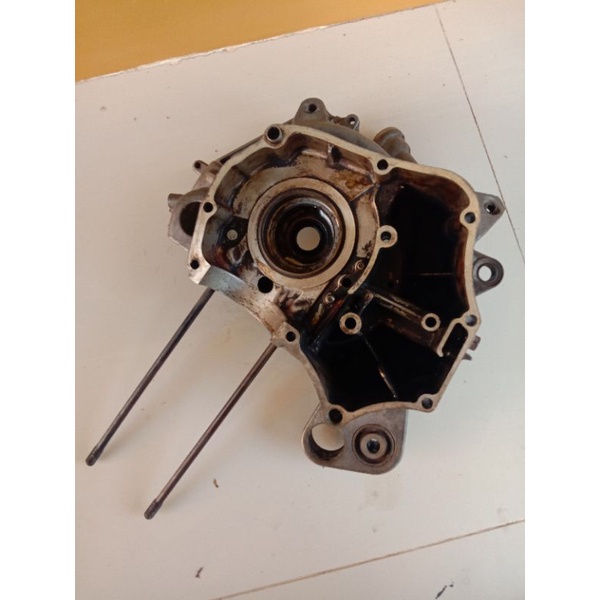 Blok Crankcase 54P bagian Kanan Yamaha Mio Soul Gt Mio J Mio Gt. Original. seken bekas copotan