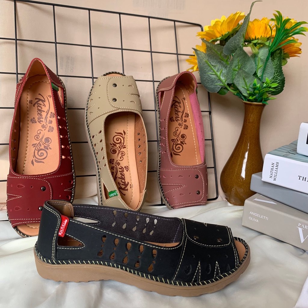 (TANPA KARDUS) SEPATU MC.03 4 CEWEK TERLARIS FLAT SHOES PEREMPUAN POPULER KECE TERMURAH Sandal Slop Slip On Wanita Sandal Cewek  SLIP ON WANITA TERBARU KEKINIAN FLATSHOES KOREAN STYLE SEPATU CEWEK SLIPON FLAT SHOES CASUAL SANTAI RAMADHAN SALE FLATSHOES