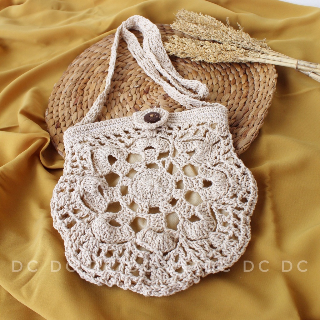 tas selempang rajutan model unik / slingbag rajut tangan murmer / souvenir tas rajut handmade  tas rajut vintage