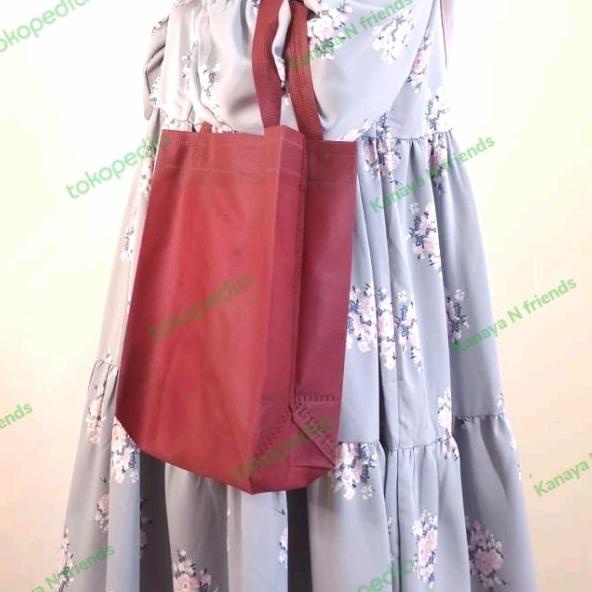 

♜ Tas Spunbond 20x25 + Goodie Bag + Harga perkodi ✭