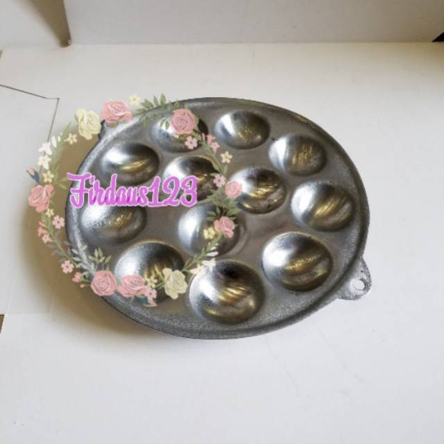 Cetakan Kue Lumpur Cetakan Telor Isi 12 Lubang